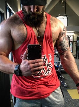 Travis, 31 years old, Owosso, USA